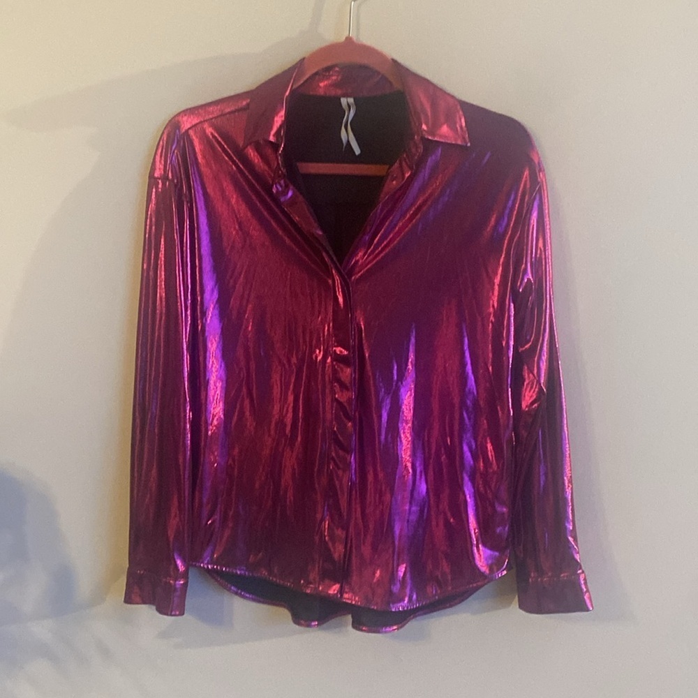 Anthropologie “SHINE” metallic magenta button-up top. - Picture 1 of 12